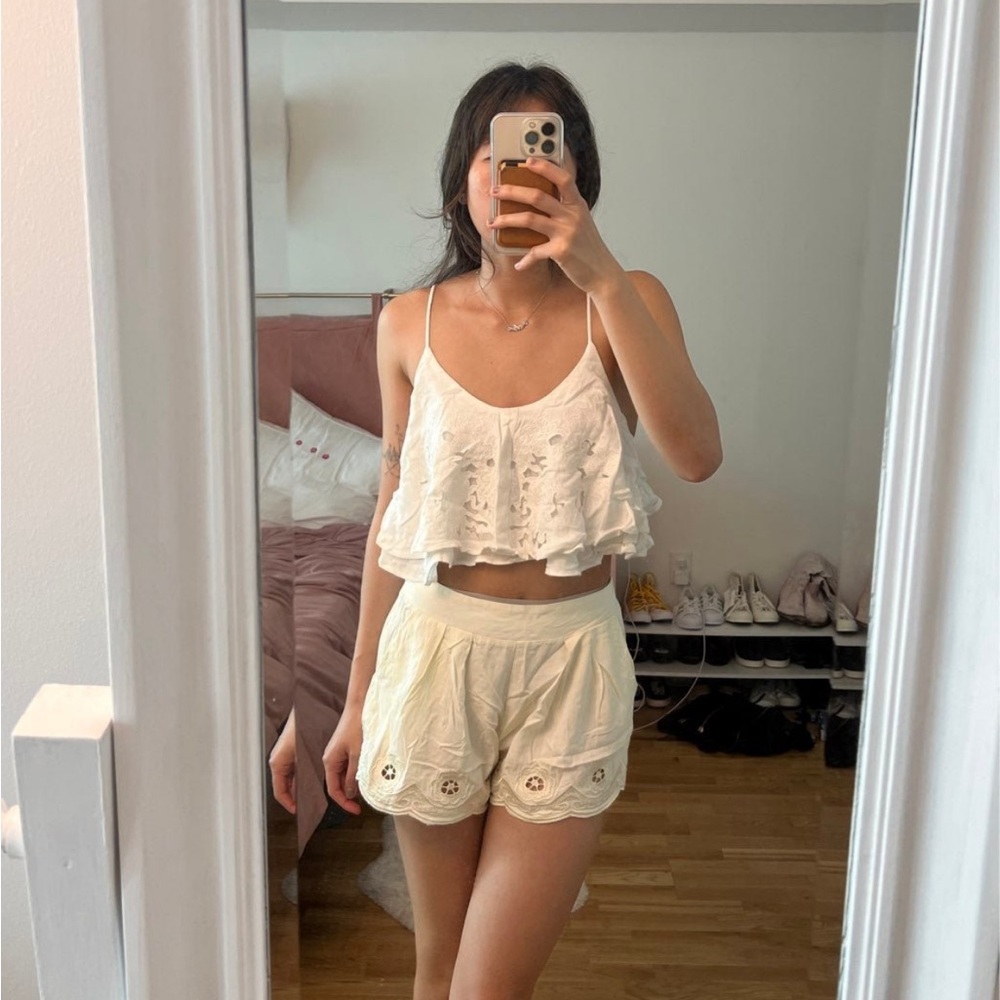 NWT LF nature Rose white lace insert swing top